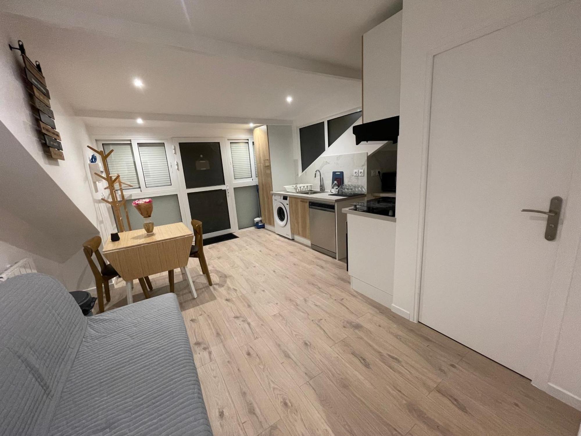 Appartement Avec Terrasse Et Ciel Etoile ! Noisy-le-Sec Bagian luar foto